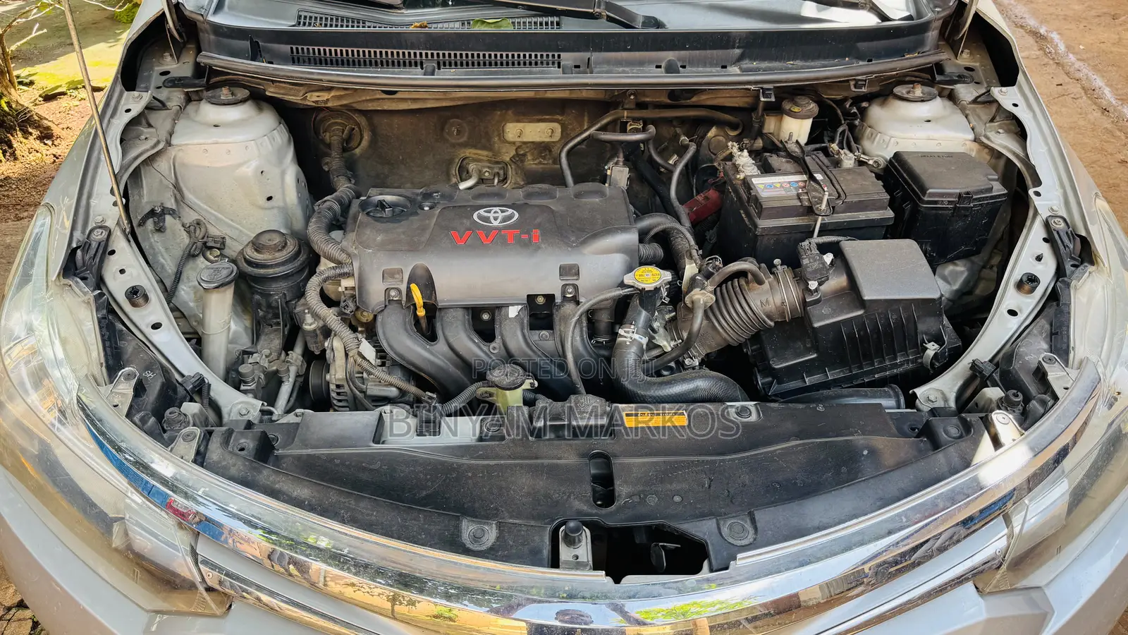 Toyota Yaris 2015 Silver