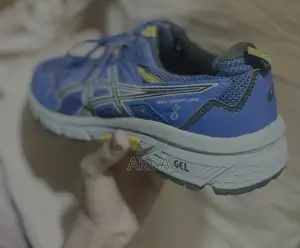 Photo - Asics Shoe