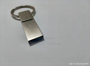 Photo - Lenovo 128 Gb Flash