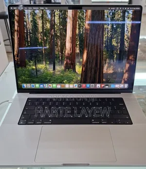 New Laptop Apple MacBook Pro M1 16GB Apple M1 SSD 1T