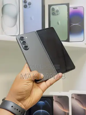 Photo - Samsung Galaxy Z Fold 5 256 GB Black