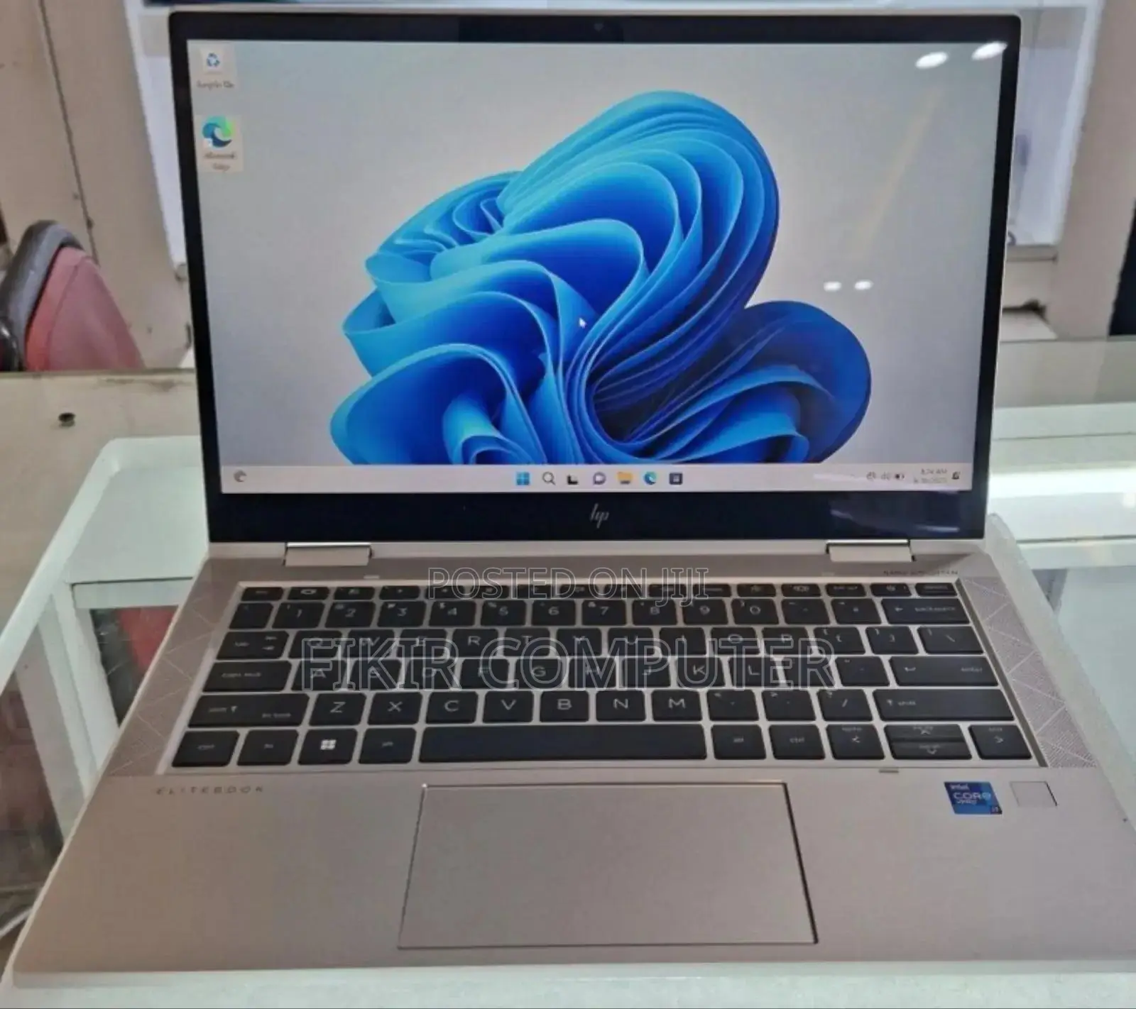 New Laptop HP EliteBook 830 G8 32GB Intel Core I7 SSD 512GB