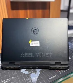 New Laptop MSI Crosshair 17 16GB Intel Core I7 SSD 1T