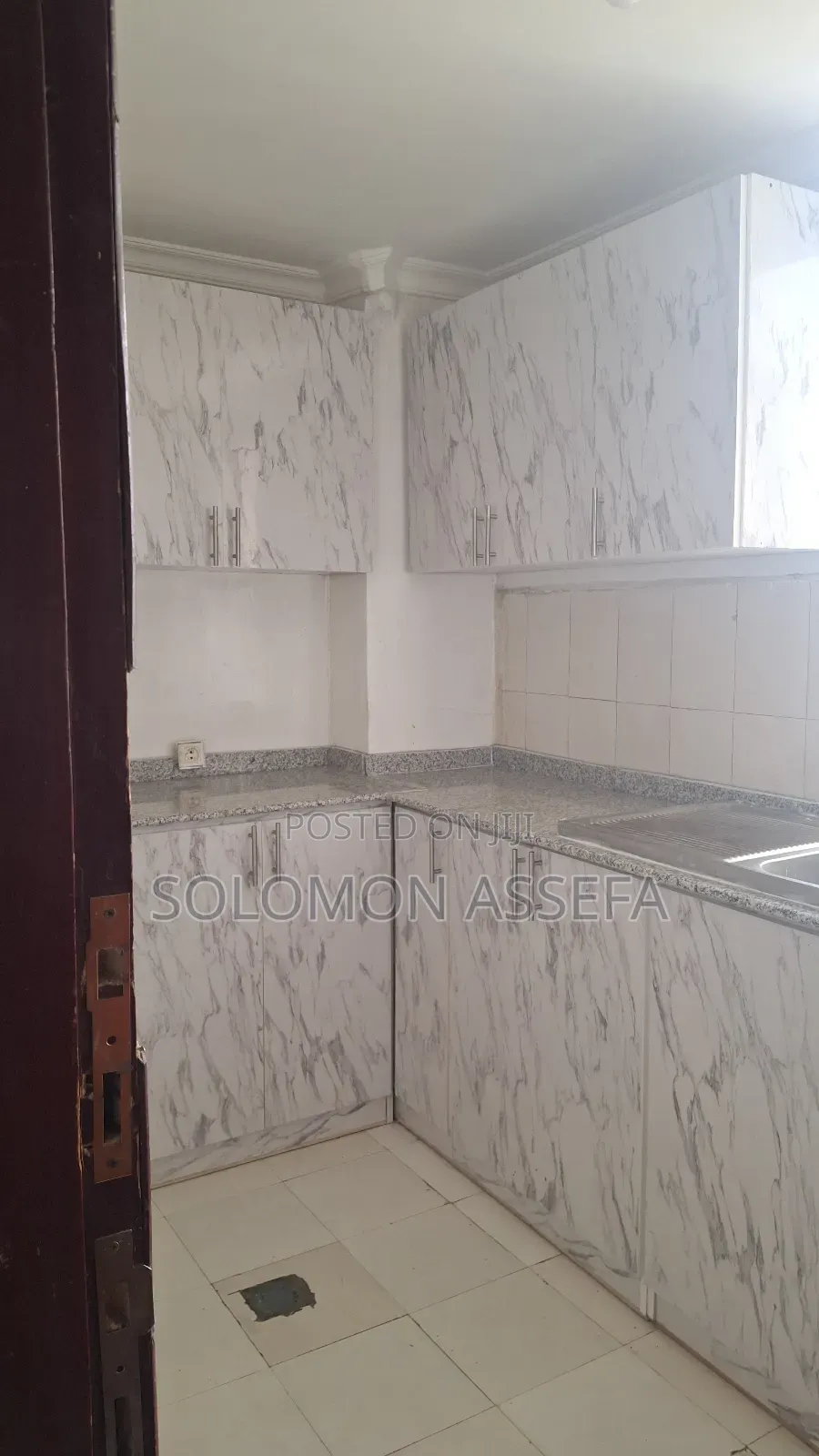 Furnished 2bdrm House in 40/60, Bole for sale