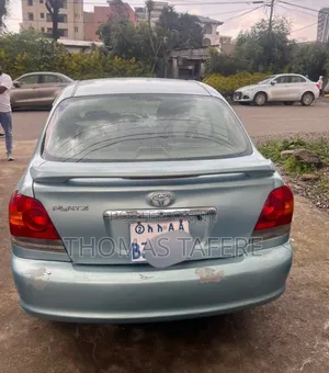 Toyota Platz 2005 Blue