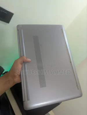 Laptop HP 250 G8 8GB Intel SSD 256GB