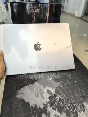 New Laptop Apple MacBook 32GB Apple M1 Pro SSD 512GB