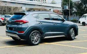 Hyundai Tucson 2017 Silver