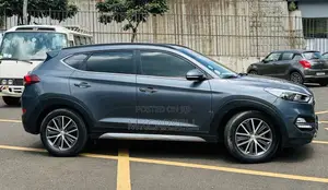 Hyundai Tucson 2017 Silver