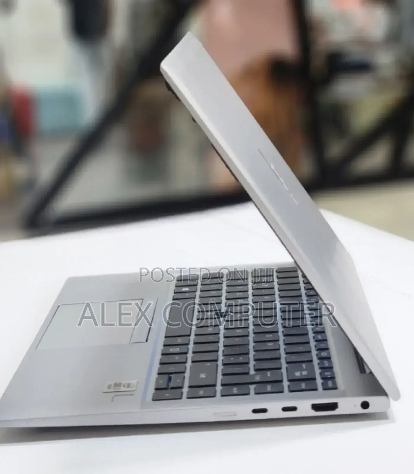 New Laptop HP EliteBook 840 G7 16GB Intel Core i7 SSD 512GB