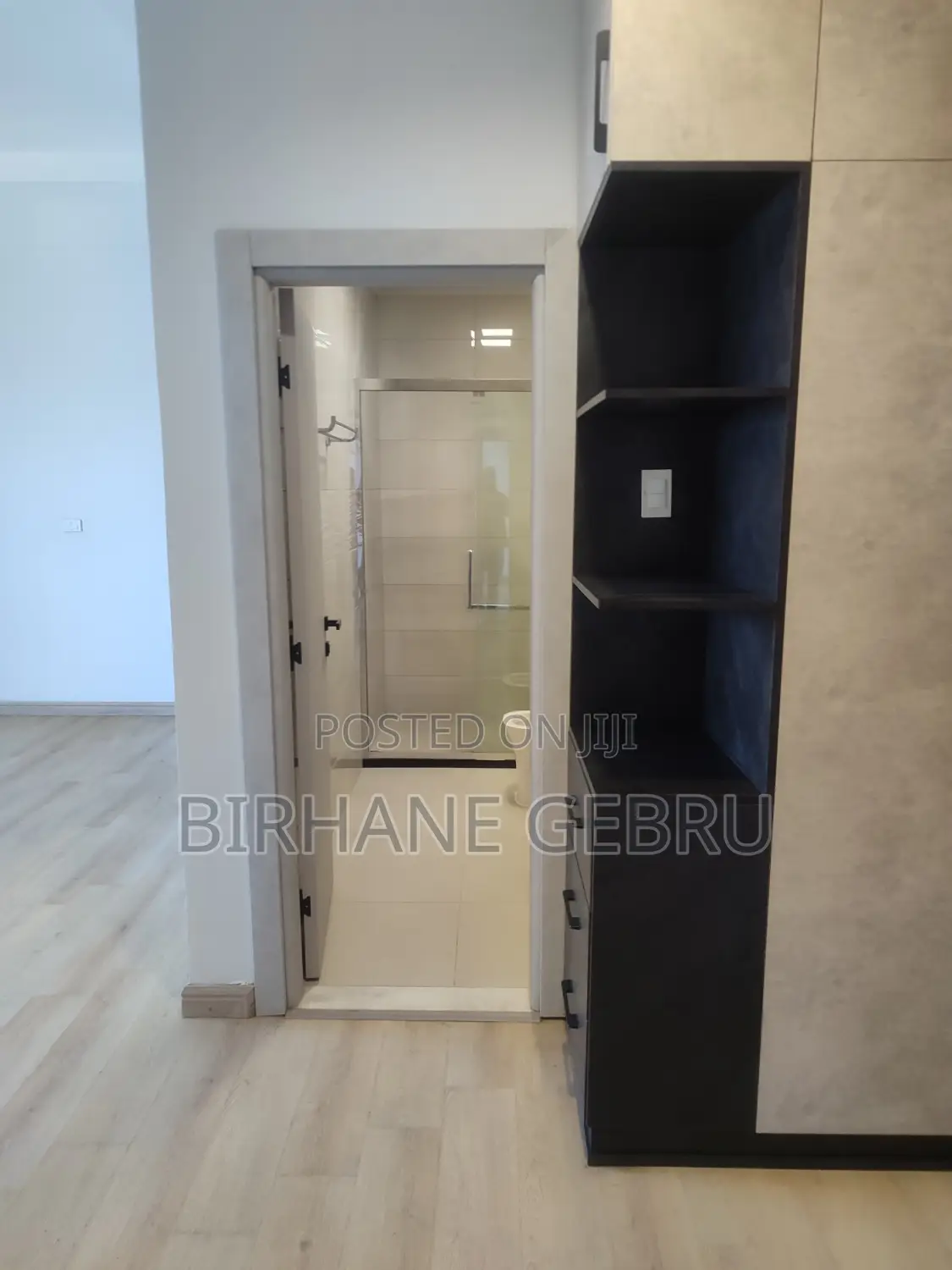 4bdrm Apartment in Luxury Apartiment, Yeka for sale