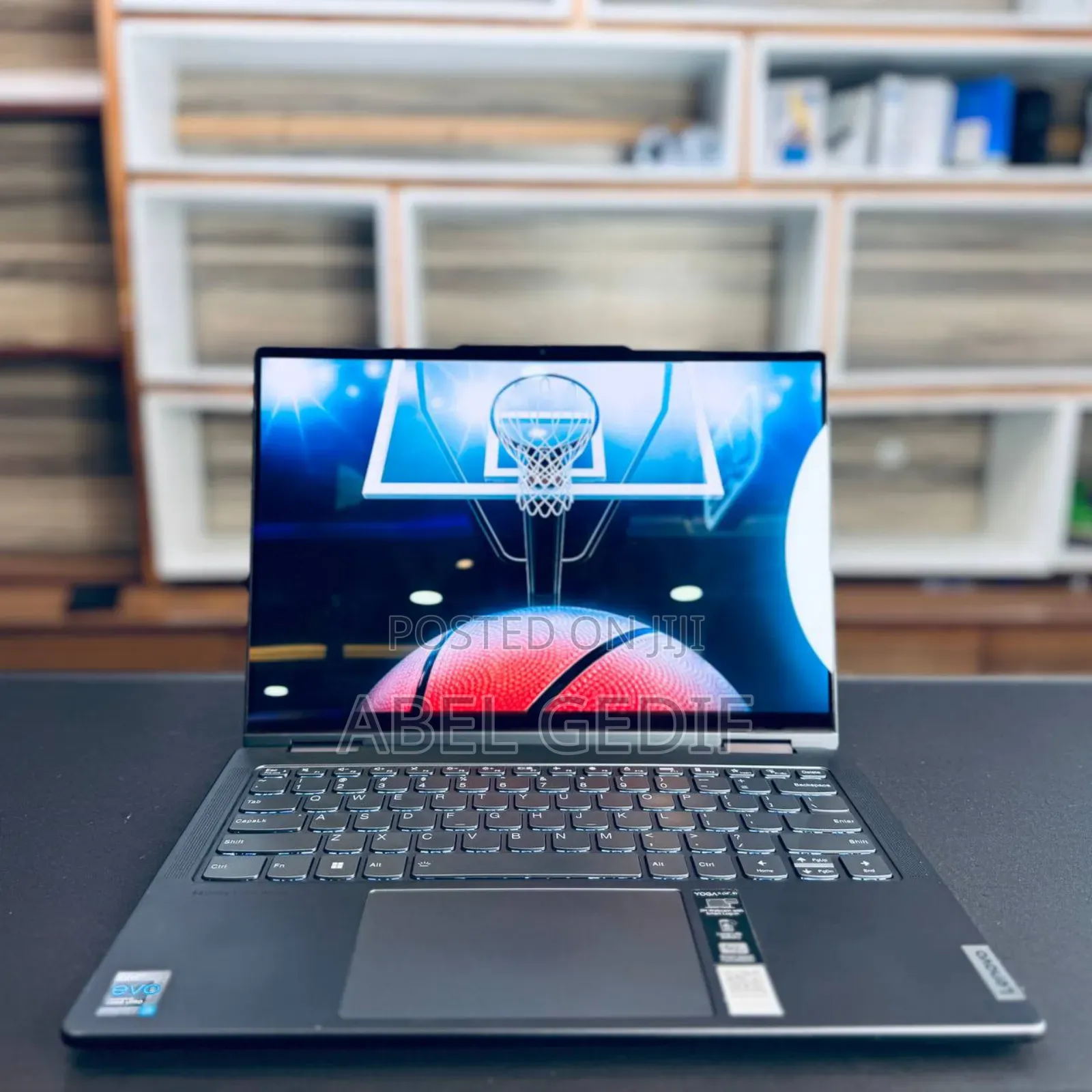 New Laptop Lenovo Yoga 7i 16GB Intel Core I7 SSD 512GB