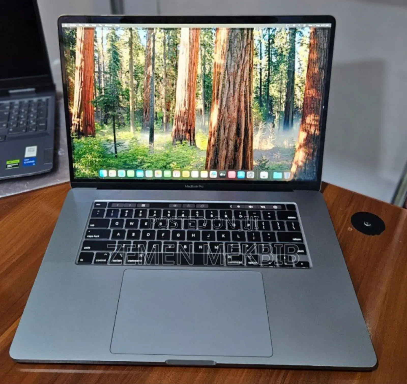 New Laptop Apple MacBook Pro 2019 16GB Intel Core I9 SSD 1T