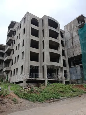 6bdrm House in G+3, Yeka for sale