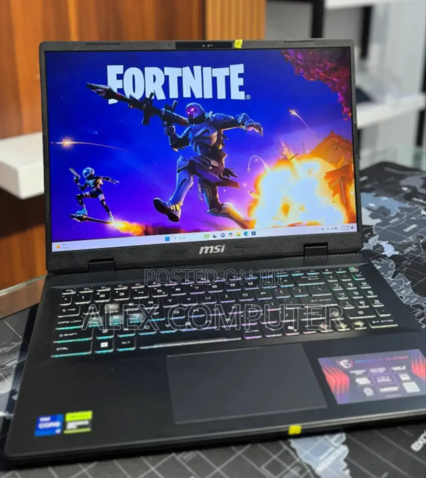 New Laptop MSI Crosshair 15 16GB Intel Core I7 SSD 1T