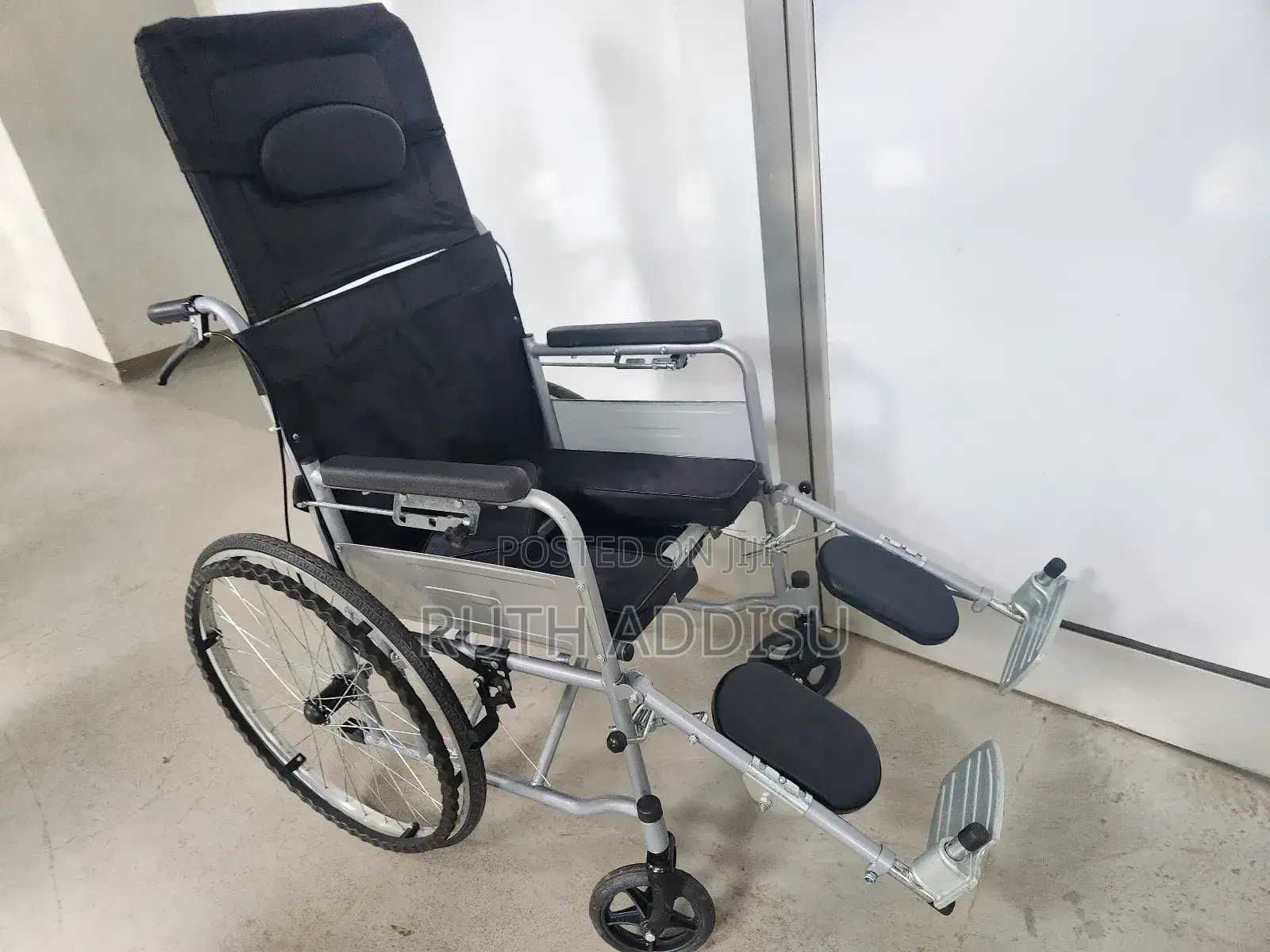 With Popo Calf Support Strong Medical Wheelchair亿乞wheelchair之almunium