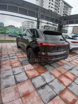 New Audi Q8 2024 Black