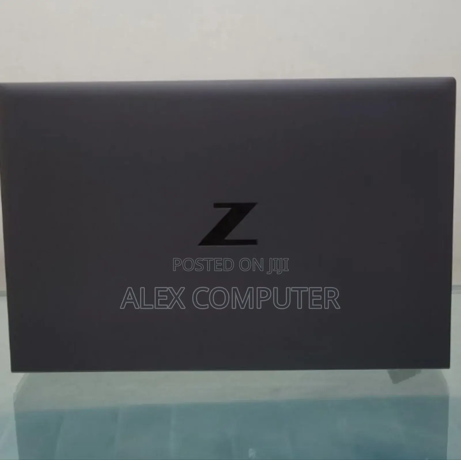 New Laptop HP ZBook Firefly 15 G7 16GB Intel Core I7 SSD 512GB