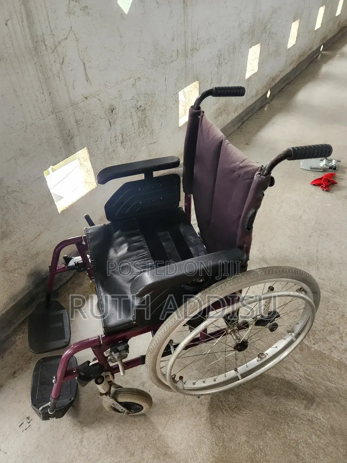 Used Wheelchair亿丸foldable Used Wheelchair𡯁什wheelchair Ised序曲wheelchai