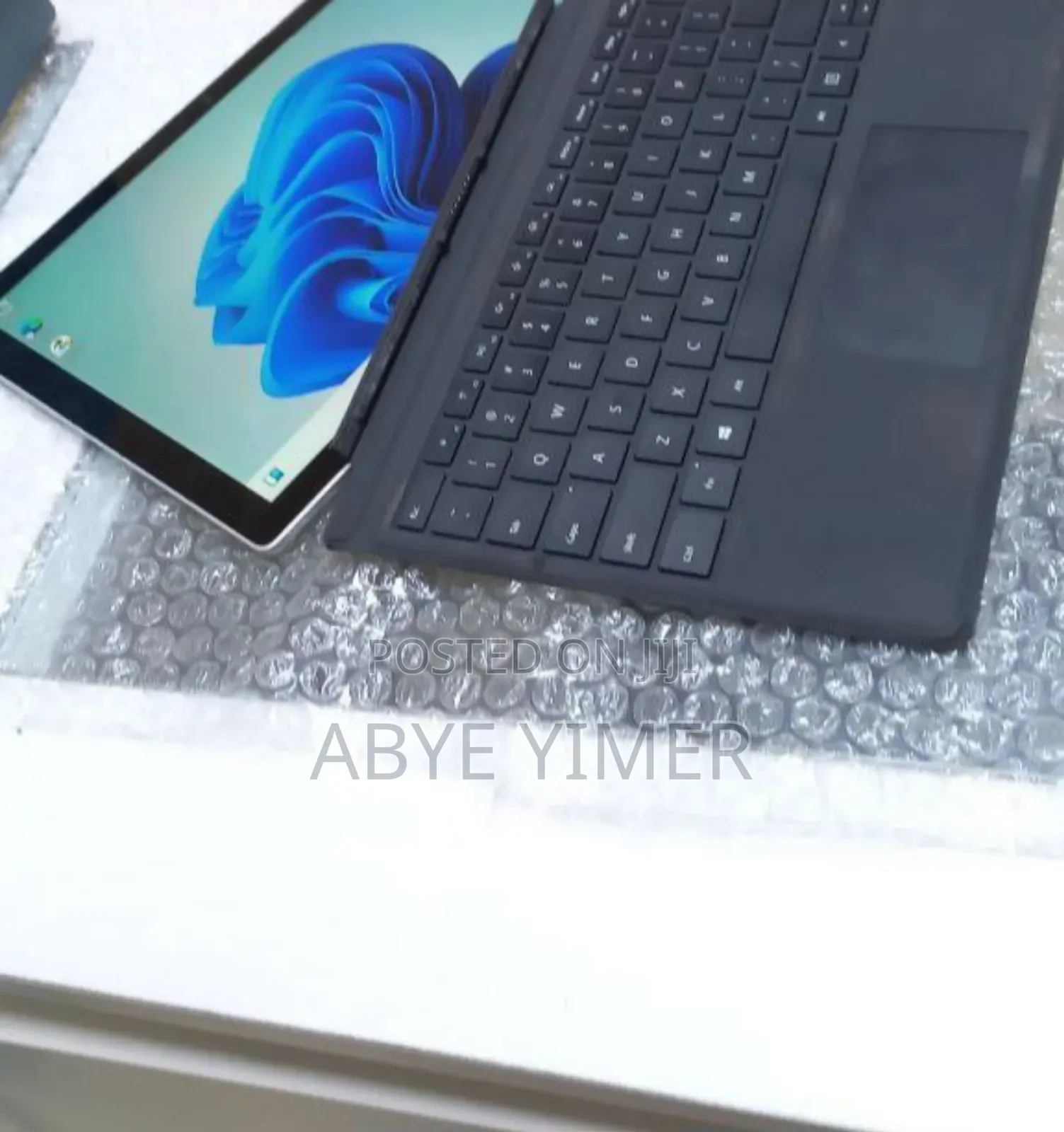 New Laptop Microsoft Surface Pro 5 16GB Intel Core I7 SSD 512GB