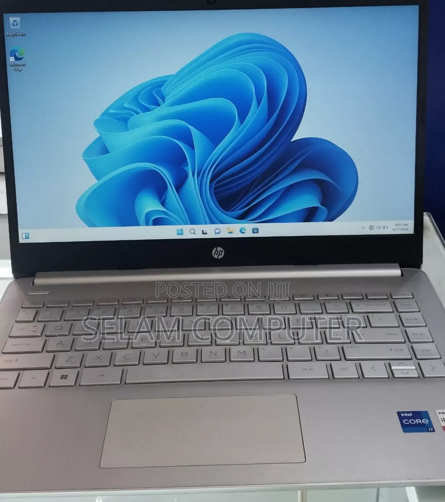 New Laptop HP Stream Notebook 8GB Intel Core I7 SSD 1T