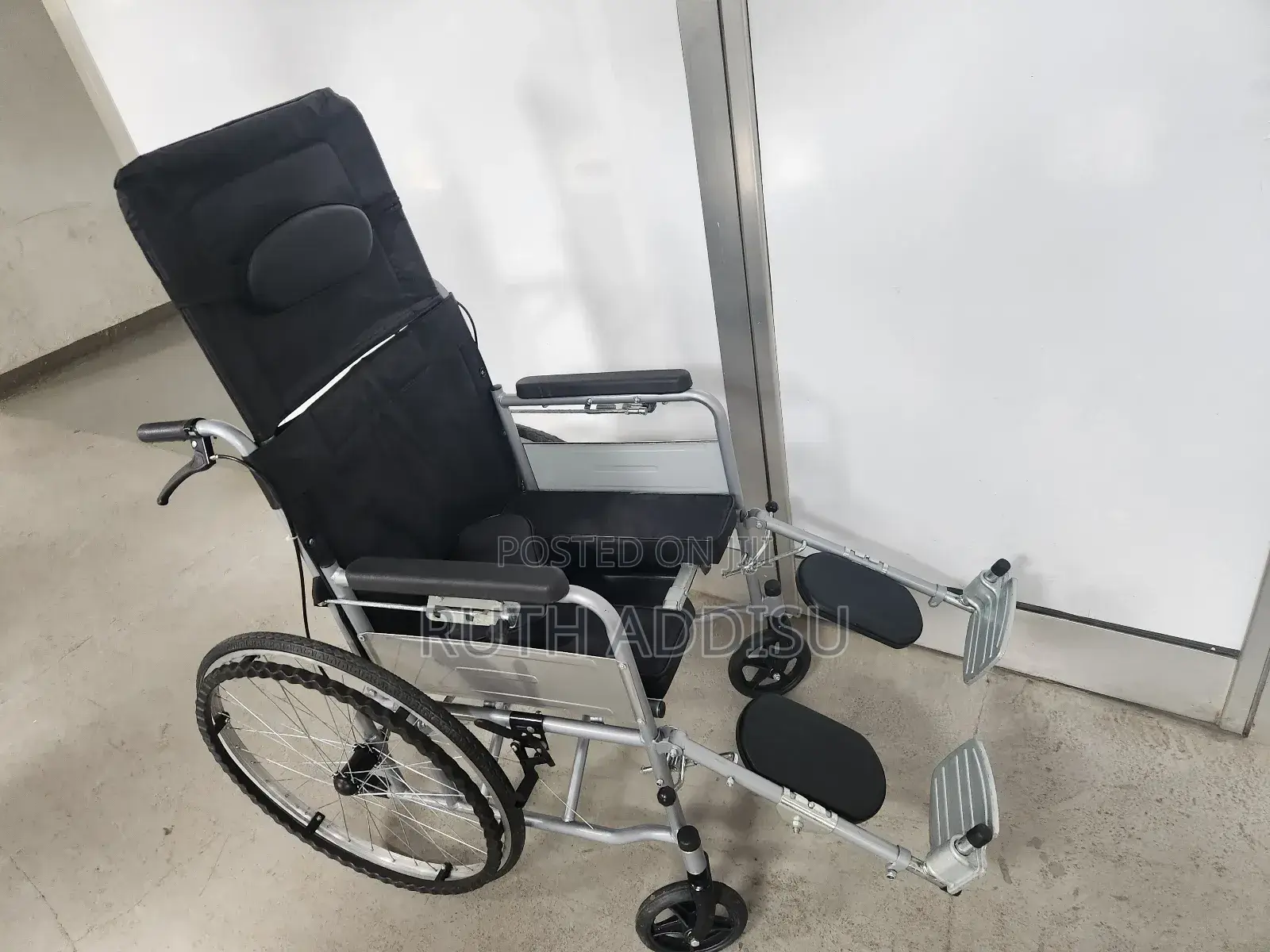 Stainless Medic Heavy Duty Wheelchair鳵不wheelchair𡯁我used Wheelchair