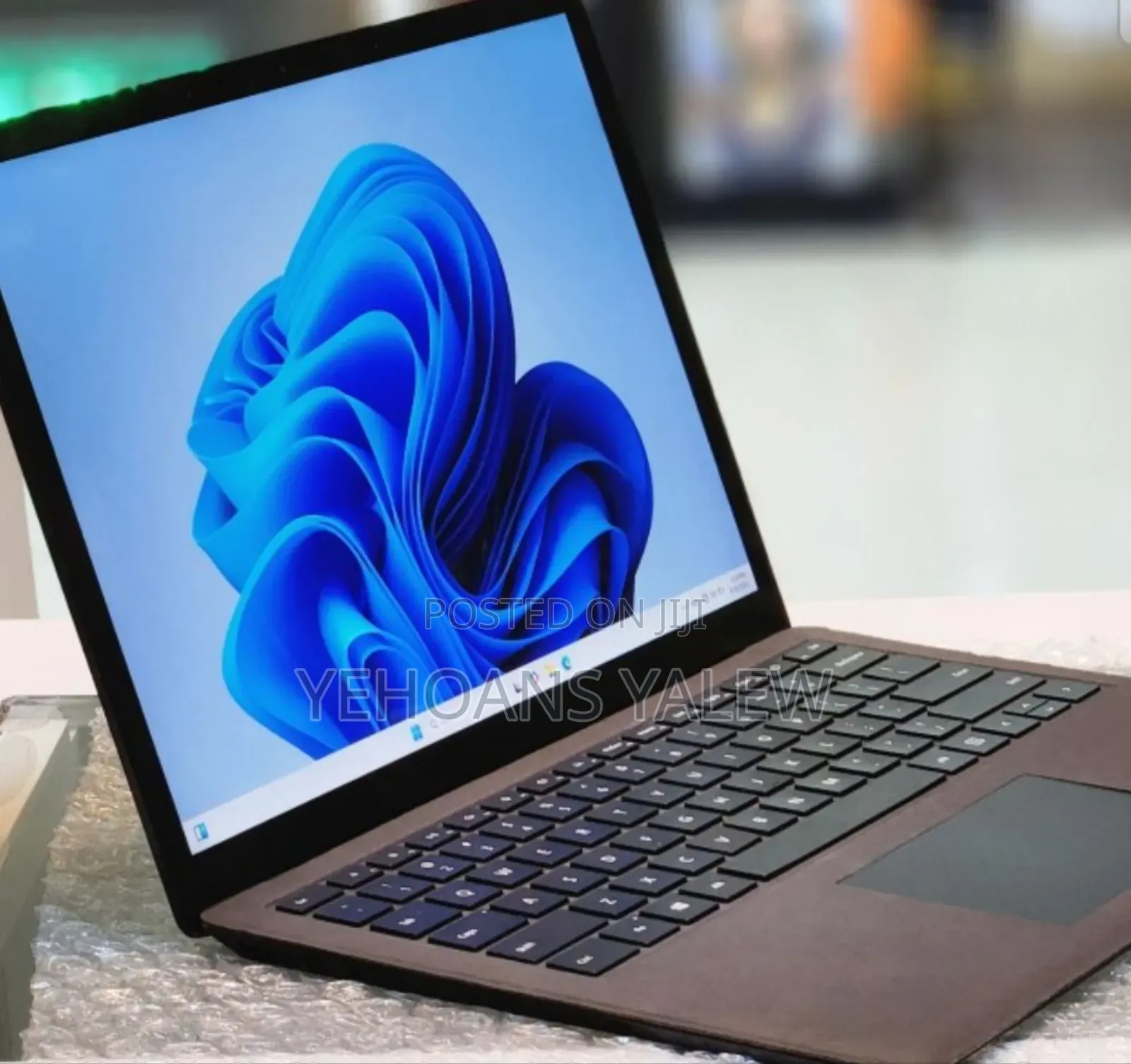 New Laptop Microsoft Surface 16GB Intel Core I7 SSD 512GB