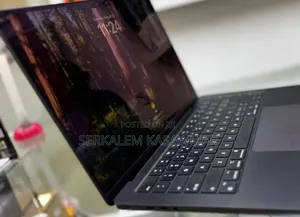 New Laptop Apple MacBook Pro 16GB Apple M4 SSD 1T