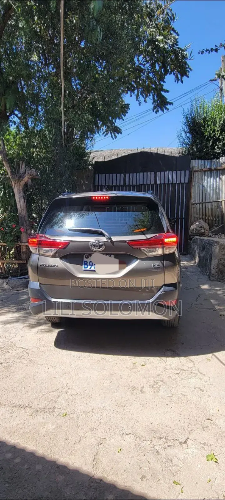 Toyota Rush 2021 Gray