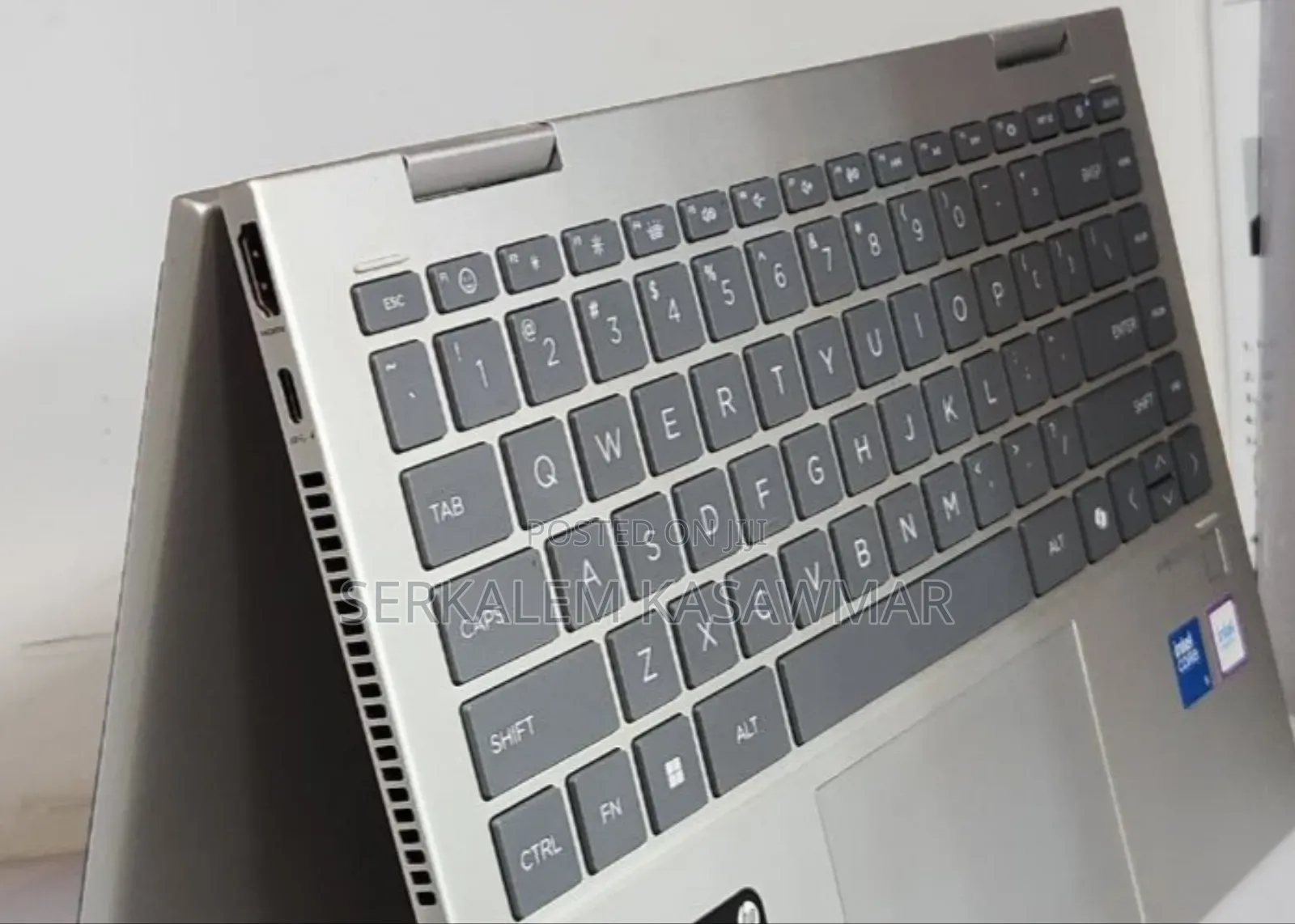 New Laptop HP Envy X360 8GB Intel Core I5 SSD 512GB