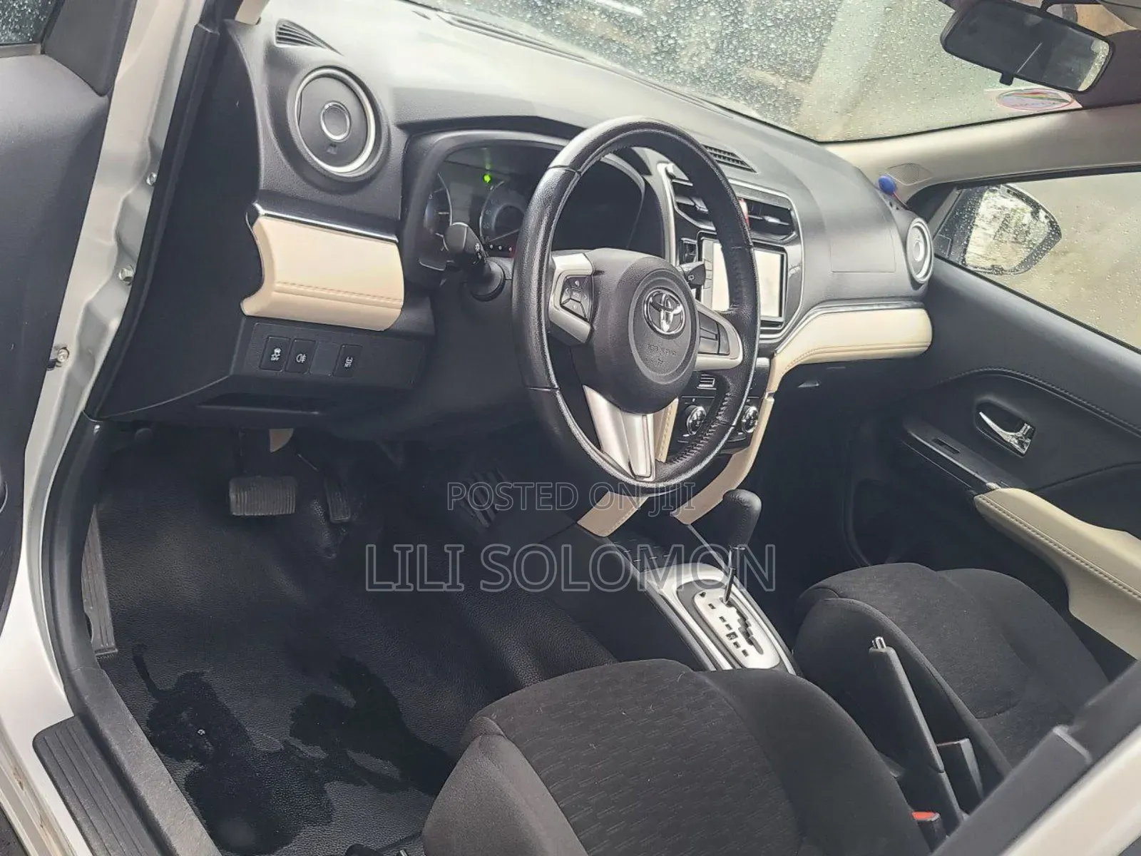 Toyota Rush 2021 Gray