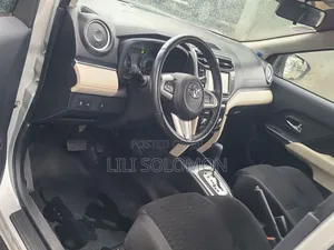 Toyota Rush 2021 Gray