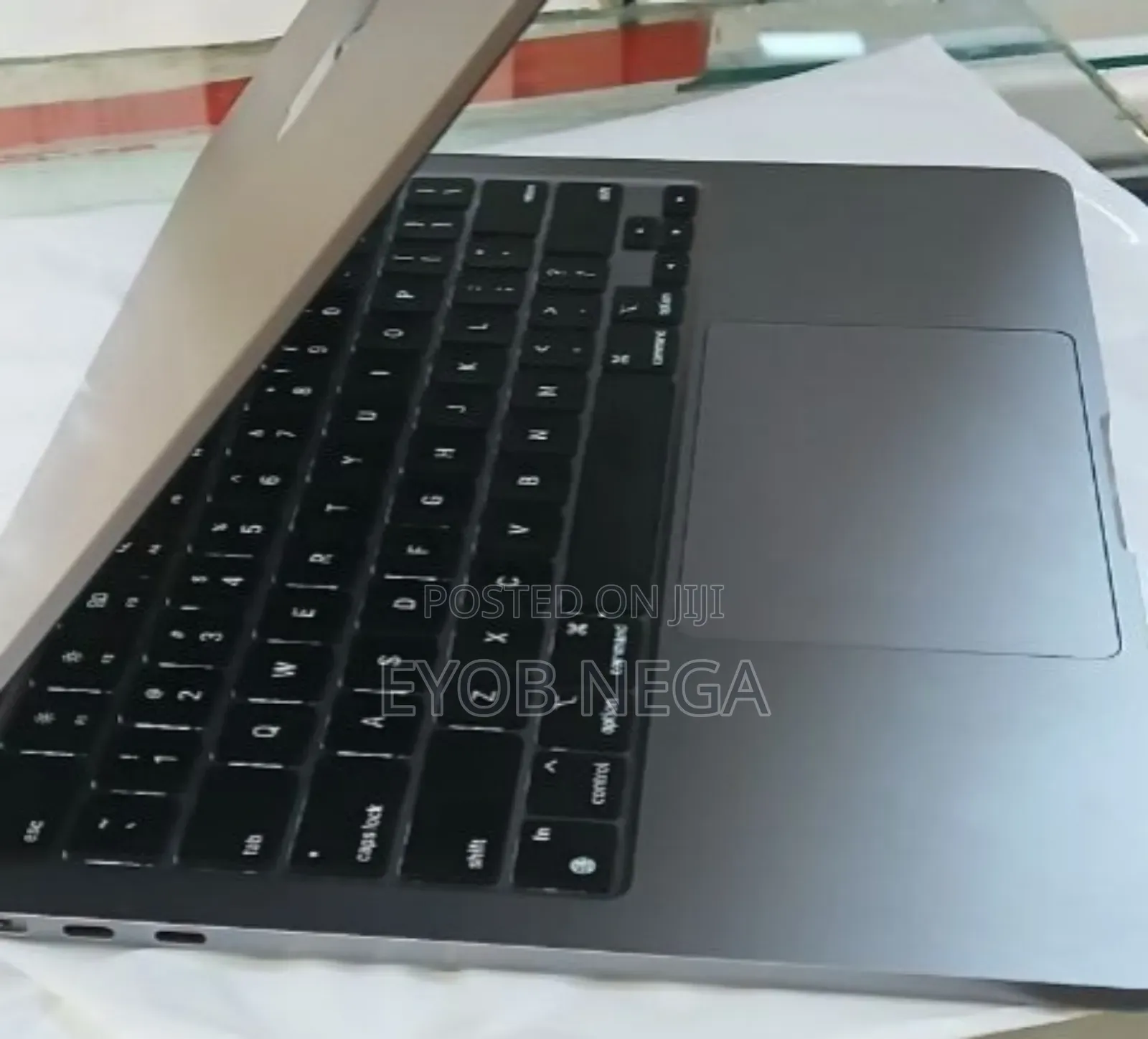 Laptop Apple MacBook Air 2023 M2 8GB Apple M2 SSD 256GB