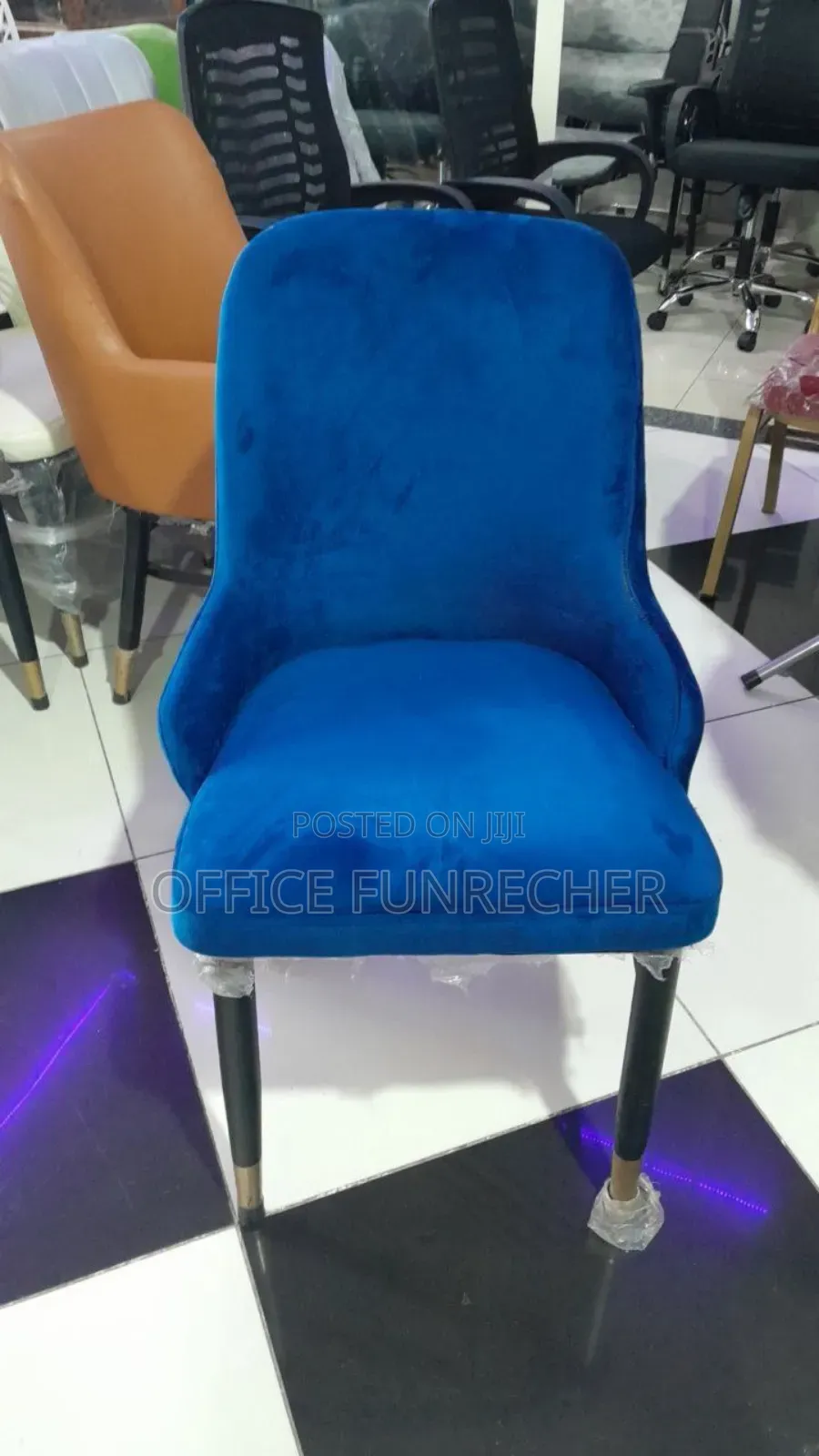 የከፌ ወበሮች Ycafe Chairs