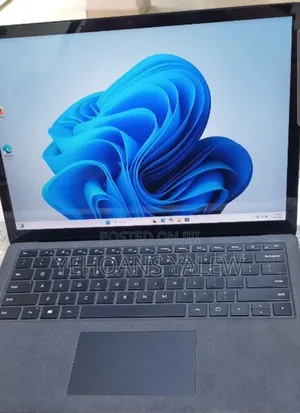 New Laptop Microsoft Surface Laptop 2 16GB Intel Core I7 SSD 512GB