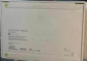 Photo - New Laptop Apple MacBook Air 2025 M4 13-Inch 16GB Apple M4 SSD 256GB