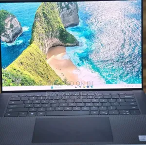 New Laptop Dell XPS 15 16GB Intel Core I7 SSD 512GB