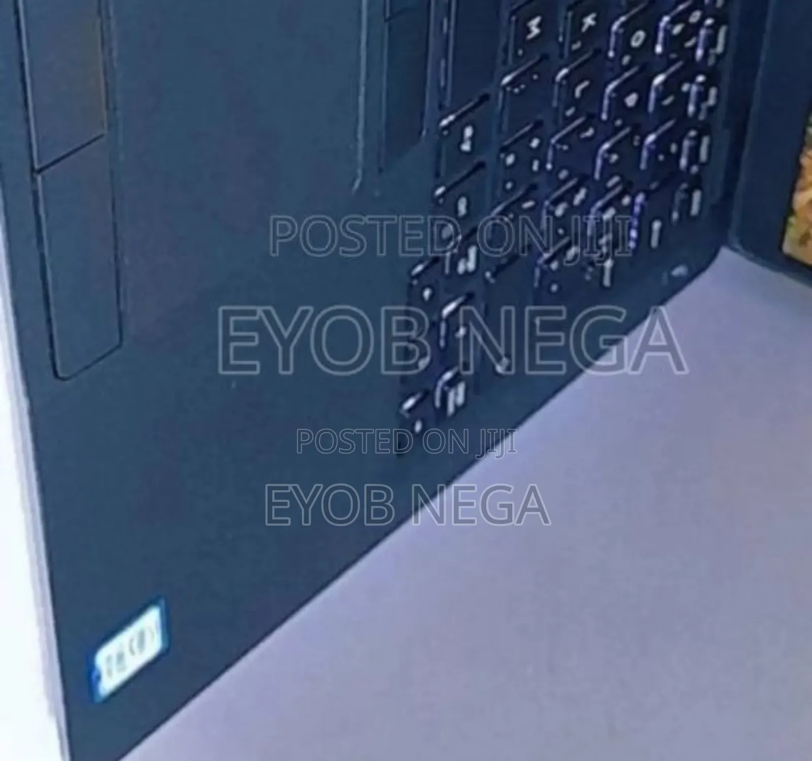 Laptop Dell Latitude 5400 8GB Intel Core i7 SSD 512GB