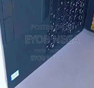 Laptop Dell Latitude 5400 8GB Intel Core i7 SSD 512GB