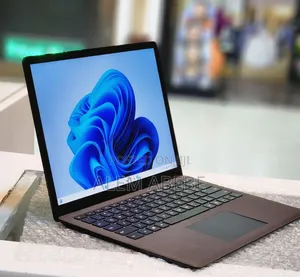 New Laptop Microsoft Surface 16GB Intel Core I7 SSD 512GB