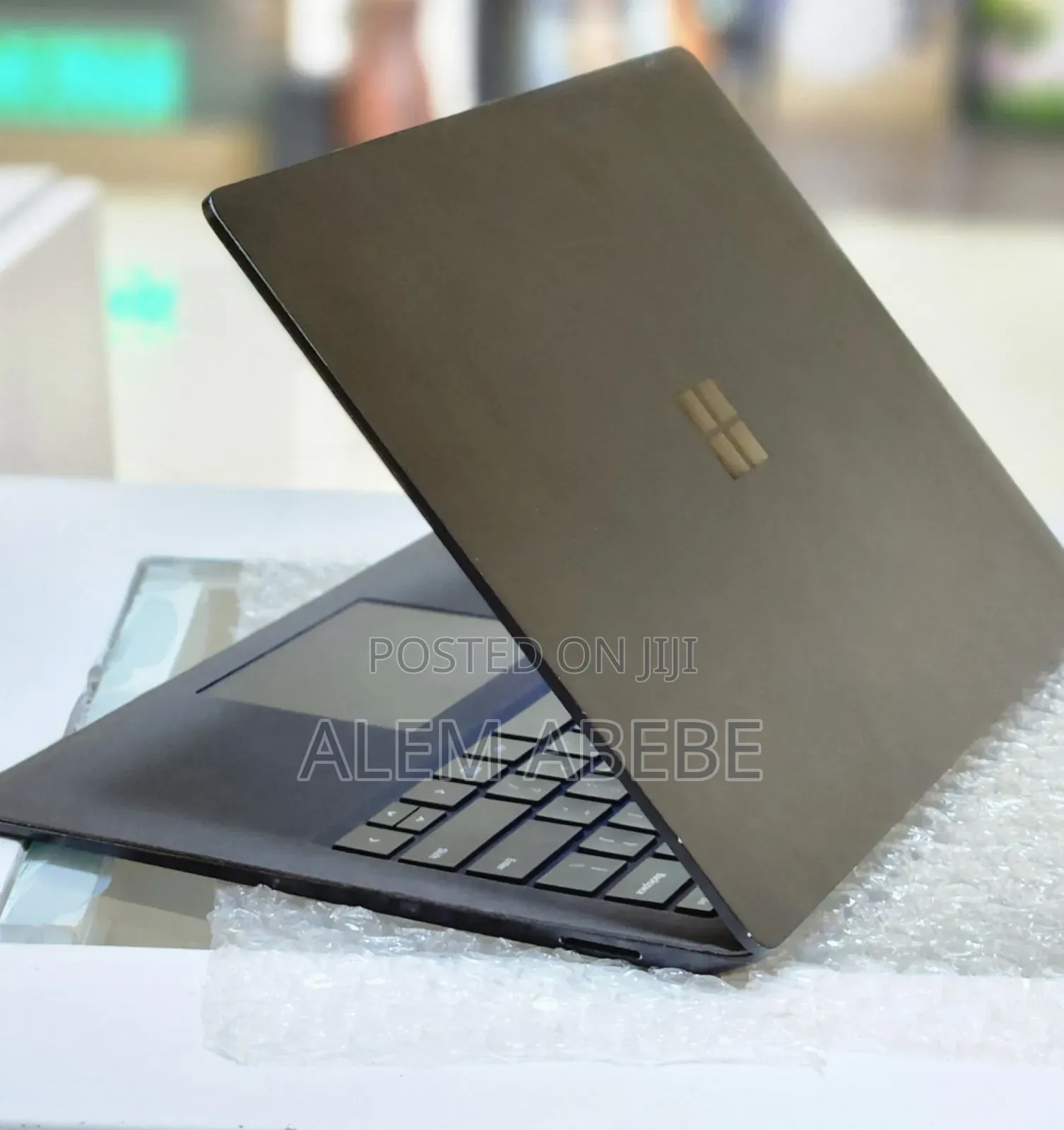 New Laptop Microsoft Surface 16GB Intel Core I7 SSD 512GB