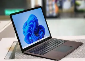 New Laptop Microsoft Surface 16GB Intel Core I7 SSD 512GB