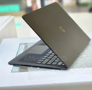 New Laptop Microsoft Surface 16GB Intel Core I7 SSD 512GB