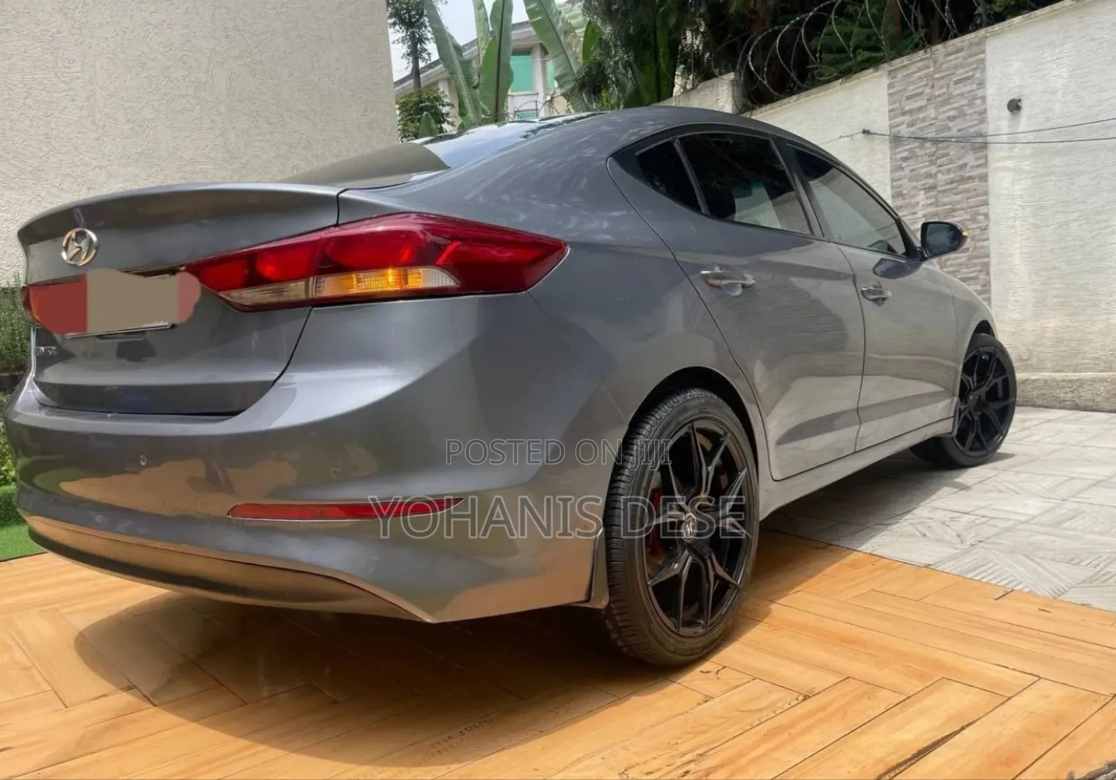 Hyundai Elantra 2017 Gray