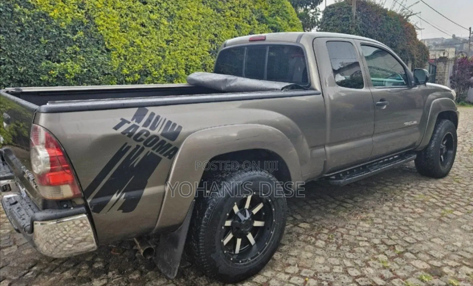 Toyota Tacoma 2012 Gray
