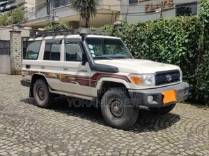Toyota Land Cruiser 2019 White