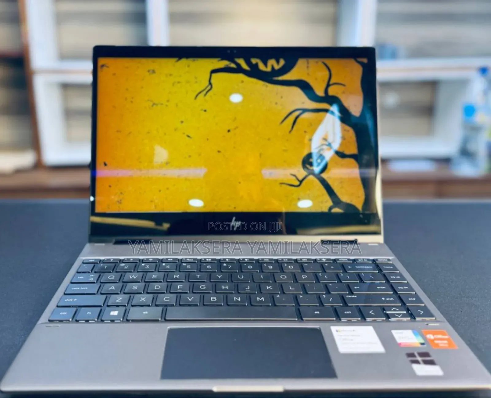 New Laptop HP Envy X360 8GB Intel Core I7 SSD 256GB