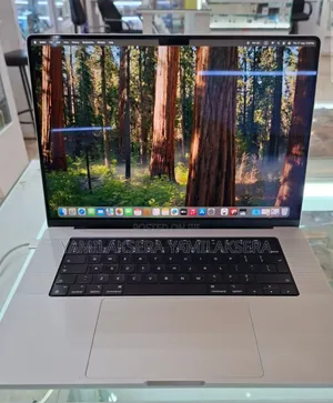 New Laptop Apple MacBook Pro M1 16GB Apple M1 Pro SSD 1T