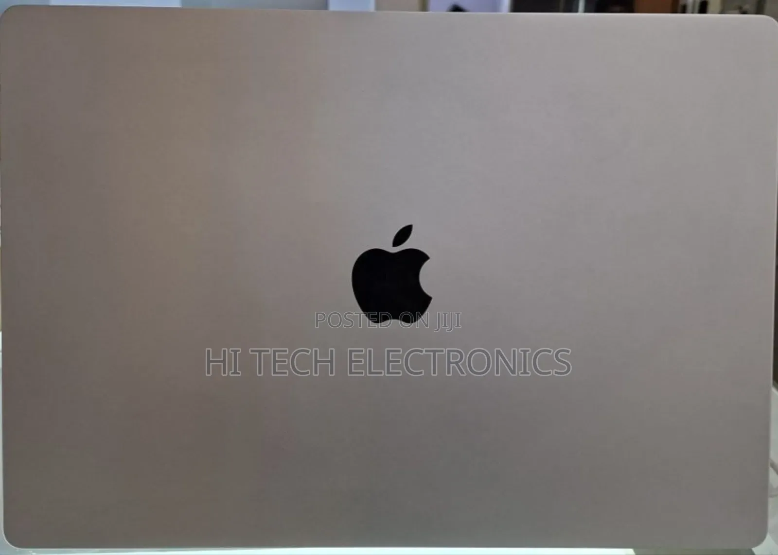 New Laptop Apple MacBook Pro M1 16GB Apple M1 Pro SSD 1T