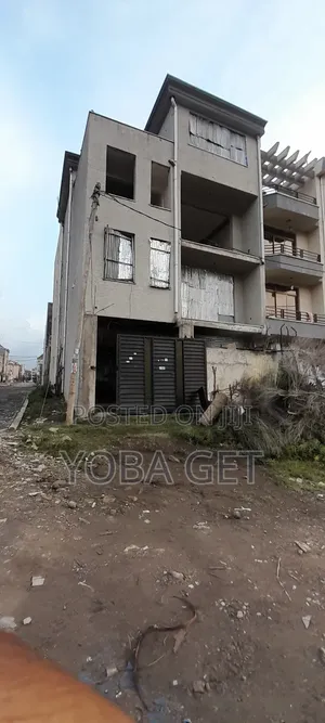 Photo - 6bdrm House in Akaky Kaliti for sale